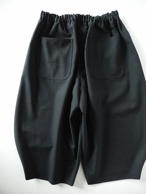 Black Comme Des Garçons バックル ショートパンツ | ブラック